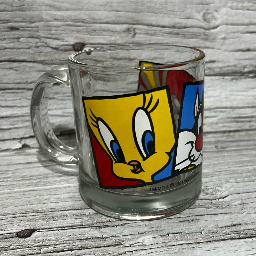 Vintage Warner Bros Tweety, Sylvester, Bugs Bunny Mug - 1994